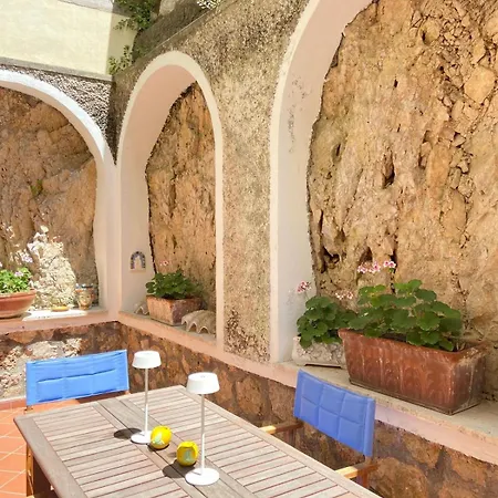 La Casa Di Paola * 卡普里